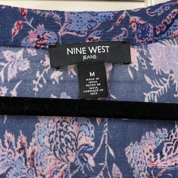 Nine West Women's Blouse Medium - Picture 3 of 6